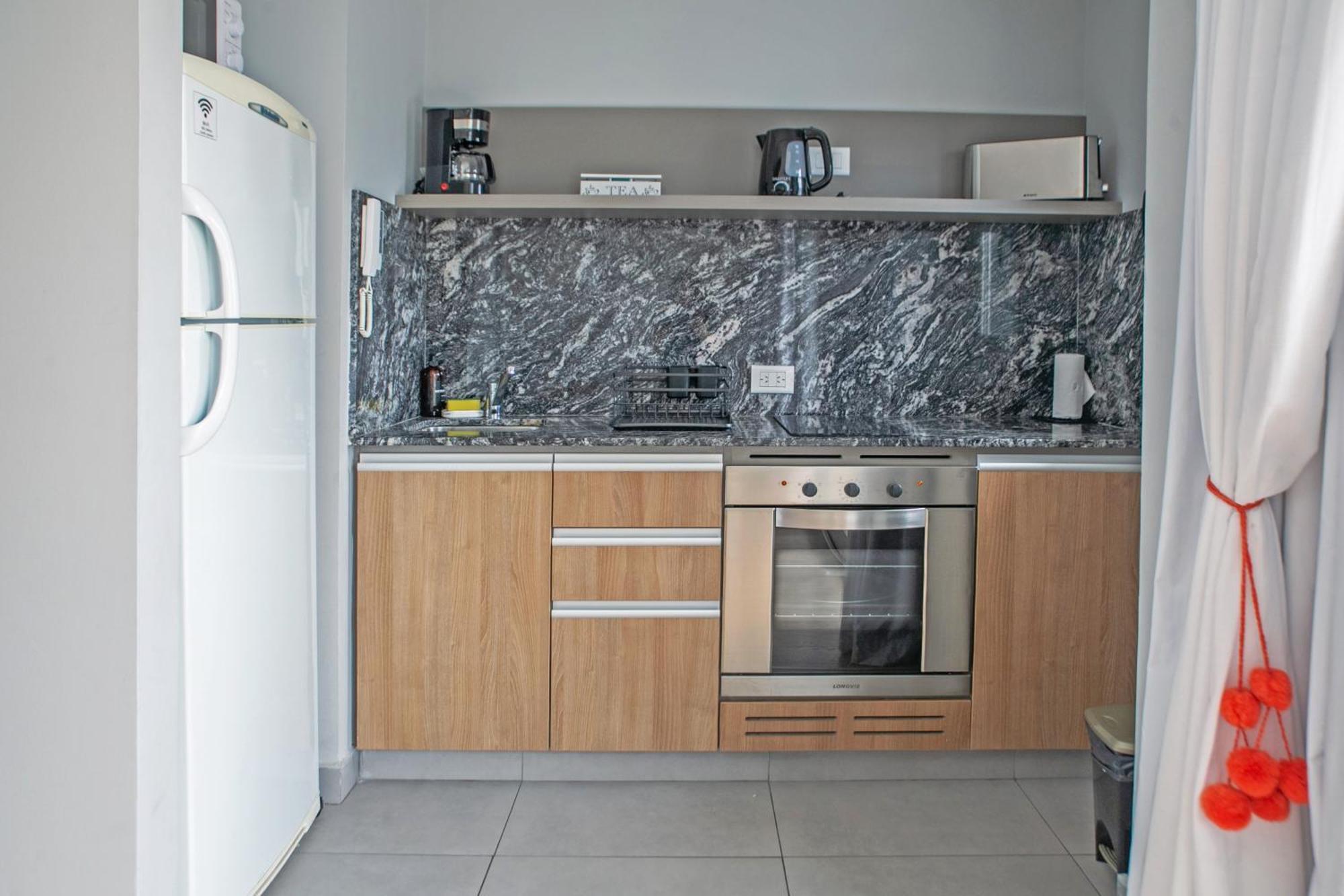 Apartment Almagro Amplio Y Luminoso Departamento 1 A Pasos Del Hospital -g7-